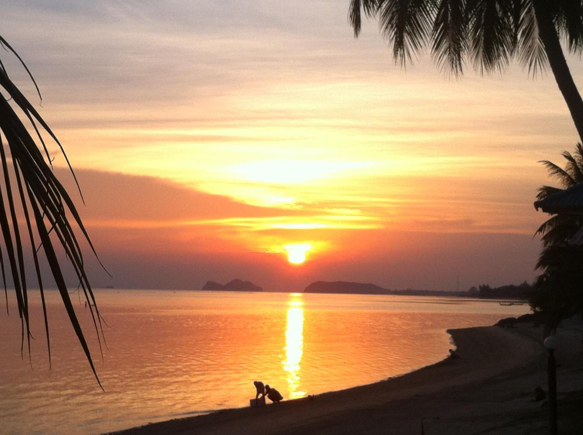 The Scenery Beach Resort Baan Khai Dış mekan fotoğraf