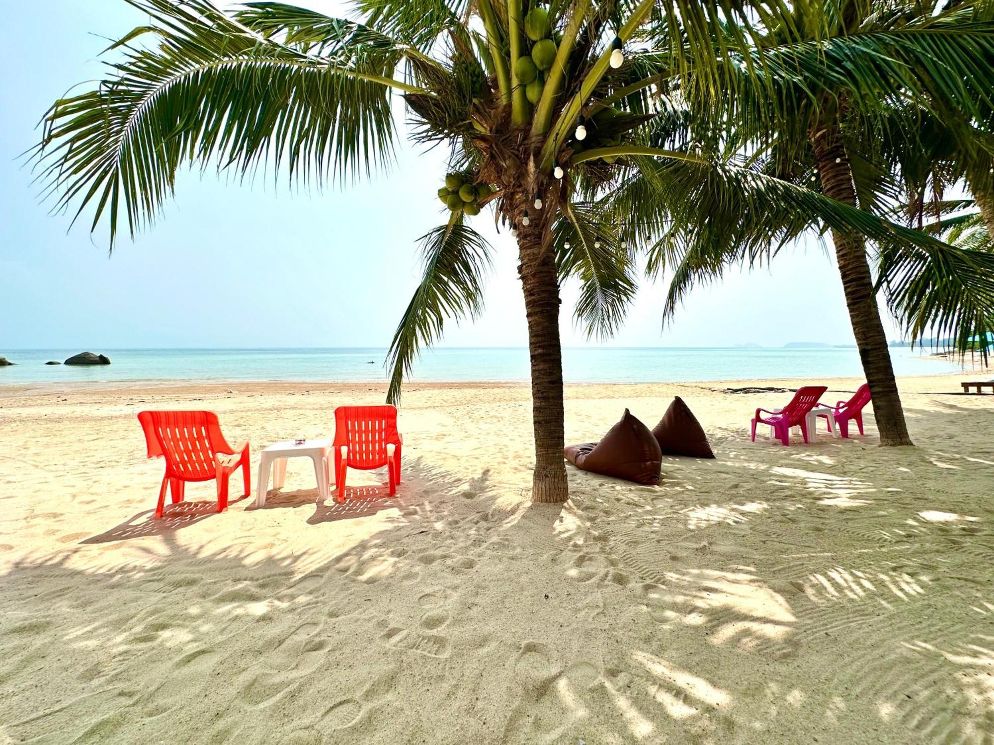 The Scenery Beach Resort Baan Khai Dış mekan fotoğraf